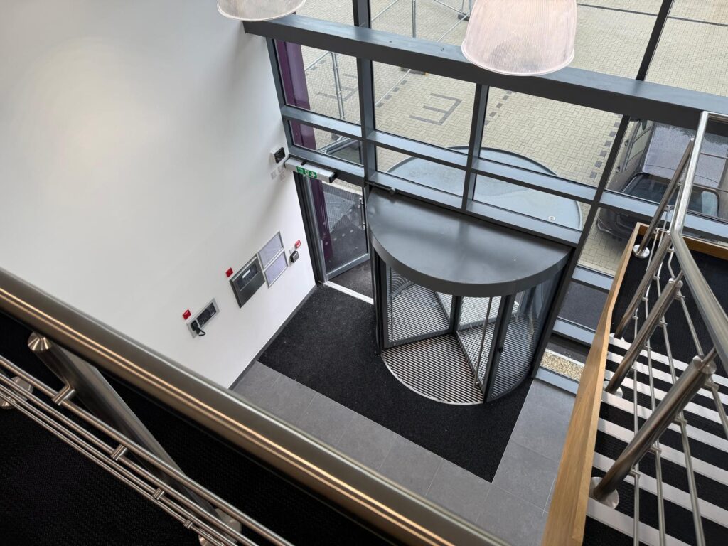 WhatsApp Image 2025-05-27 at 09.49.18_55857253